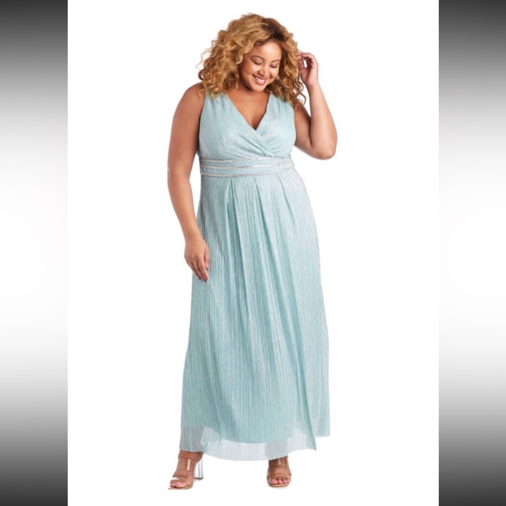 R & M Richards Women’s Formal Dress Size 22